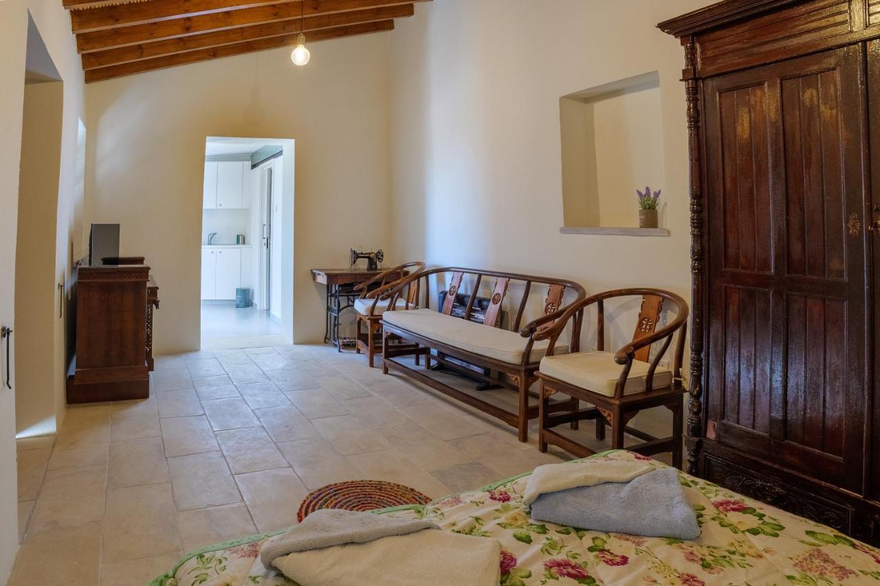 Stonehouse With Private Swimming Pool Villa Kallepia Exterior photo